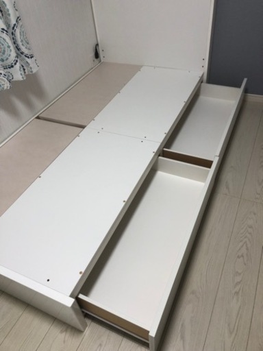 収納付きシングルベッド