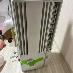 窓付けエアコン