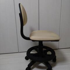デスクチェアー★ベージュの画像