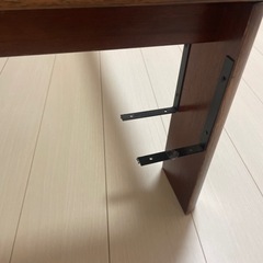 ガラステーブルの画像