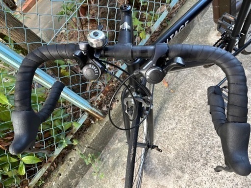 自転車　アルテージ　700c ブラック　耐久チューブ✖️1