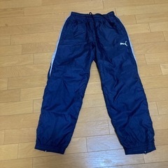 【決まりました】PUMAジャージ下のみ