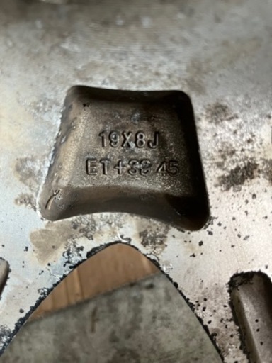 《取置き中》　ヴァレスト19インチ