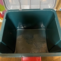 アイリスオーヤマ コンテナボックス 28L 室内使用のみ 美品の画像