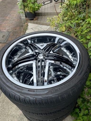 265/35R22 ハリアー80 ツライチ使用　確認3