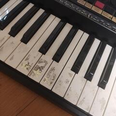 ヤマハ　電子ピアノ　高性能ですが年代物です。の画像