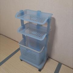 キャスター付きランドリーバスケットの画像