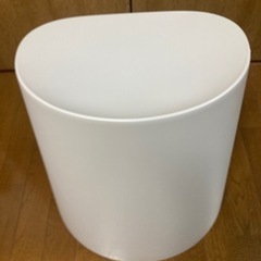 無印スツールの画像