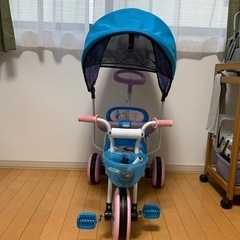 アナ雪三輪車の画像