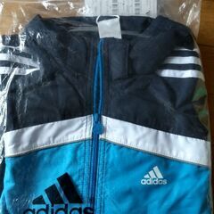 アディダス　ウィンドブレーカー（G35280）