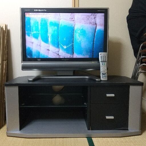 AQUOS 26インチ テレビとテレビ台