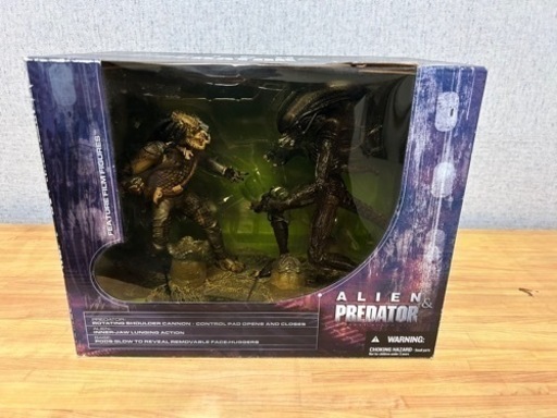 2️⃣McFarlane Toys AVP BOX