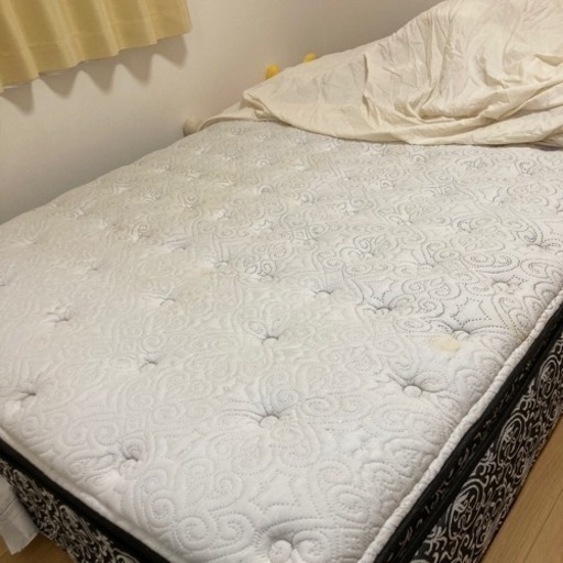 シーリー社製マットレス・セミダブルサイズ