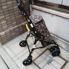 キャリーカート　チェア付き　買い物カート　歩行器の画像