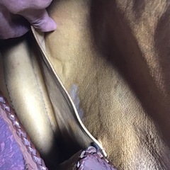 昭和レトロな革ショルダーバッグの画像