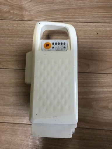 価格下げました。パナソニック電動自転車バッテリー16Ah　長押し5点灯