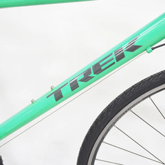 TREK 「トレック」 FX3 2018年モデル クロスバイク / バイチャリ阪急塚口店  rc_IT1NV8AIH13O_sowNの画像