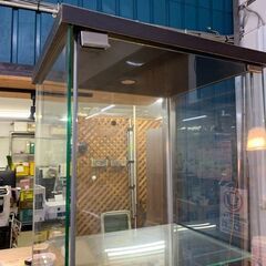 ガラス製ショーケース4段(高さ160cm×幅40cm)【中古品】 (寄楽屋千葉店