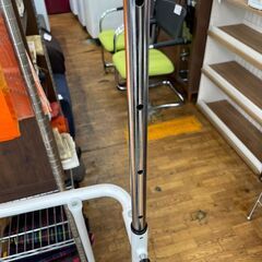 ぶら下がり健康器具　No.7348　ホワイト　懸垂器　【リサイクルショップどりーむ鹿大前店】の画像