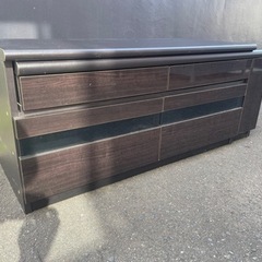 テレビボード机にもなります