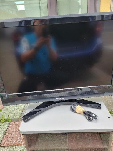 3２型　レグザ　台付けます！値下げします！