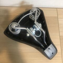 話し中　自転車サドル　ママチャリ/普通の自転車用 の画像
