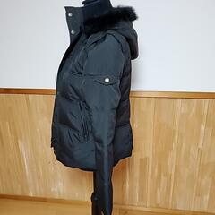 フード付き中綿ジャンパーの画像