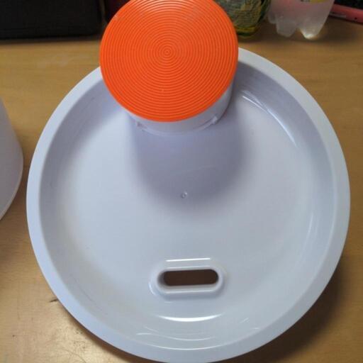 ペットの水飲み器