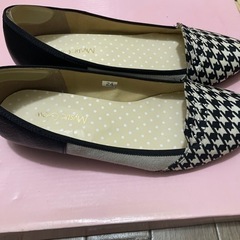ほぼ新品　パンプスの画像