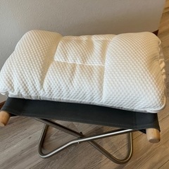 ニトリ　高さ10ヵ所調整できる枕　300円の画像