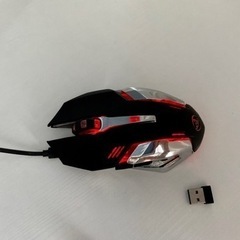 ワイヤレスマウス＆マウスパッドセット(充電ケーブル付き)の画像