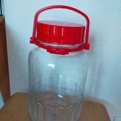 ４リットルサイズの瓶