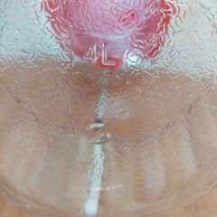４リットルサイズの瓶の画像