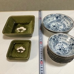 セットになっている深皿差し上げますの画像