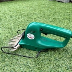 【取引完了】makita マキタ 芝生バリカン 電気バリカン　MUM162の画像