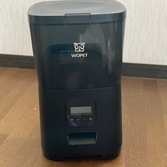 ペット用　自動給餌器