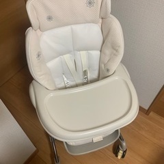 コンビ　ハイローチェア