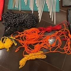 ジュラルミンペグ28本+ガイライン14本+おまけの画像