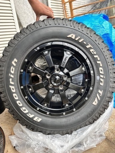 ビーエフグッドリッチタイヤとホイールセット