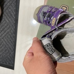 KEEN US9 パープル　スニーカーの画像