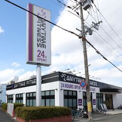 フィットネスジムの店舗スタッフ【エニタイムフィットネス】の画像