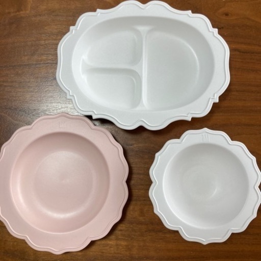 新品未使用　レアーレ　離乳食食器セット