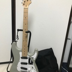 エレキギター　ストラト　playtech