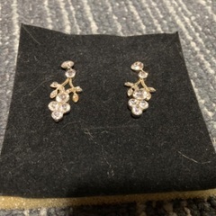 クリスタルなピアス