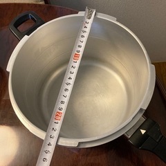 【お取引中】圧力鍋　アルミ製の画像