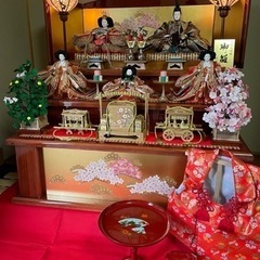 ひな人形　三段五人飾り