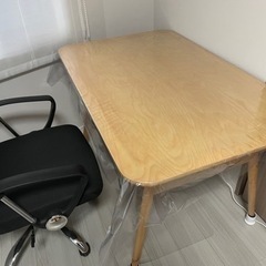 【美品】バラせます！天然木バーチ材の棚付きリビングダイニングテーブルの画像
