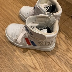 ⭐︎新品16cmBABYDOLLスニーカーの画像
