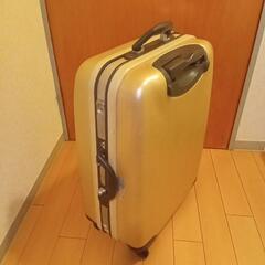 キャリーバッグ、キャスター付きバッグ