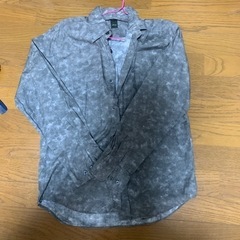 男性シャツ